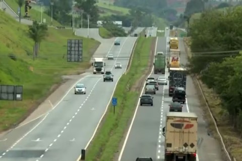 Sete pessoas morrem em acidentes de trânsito no Sul de Minas no fim de semana